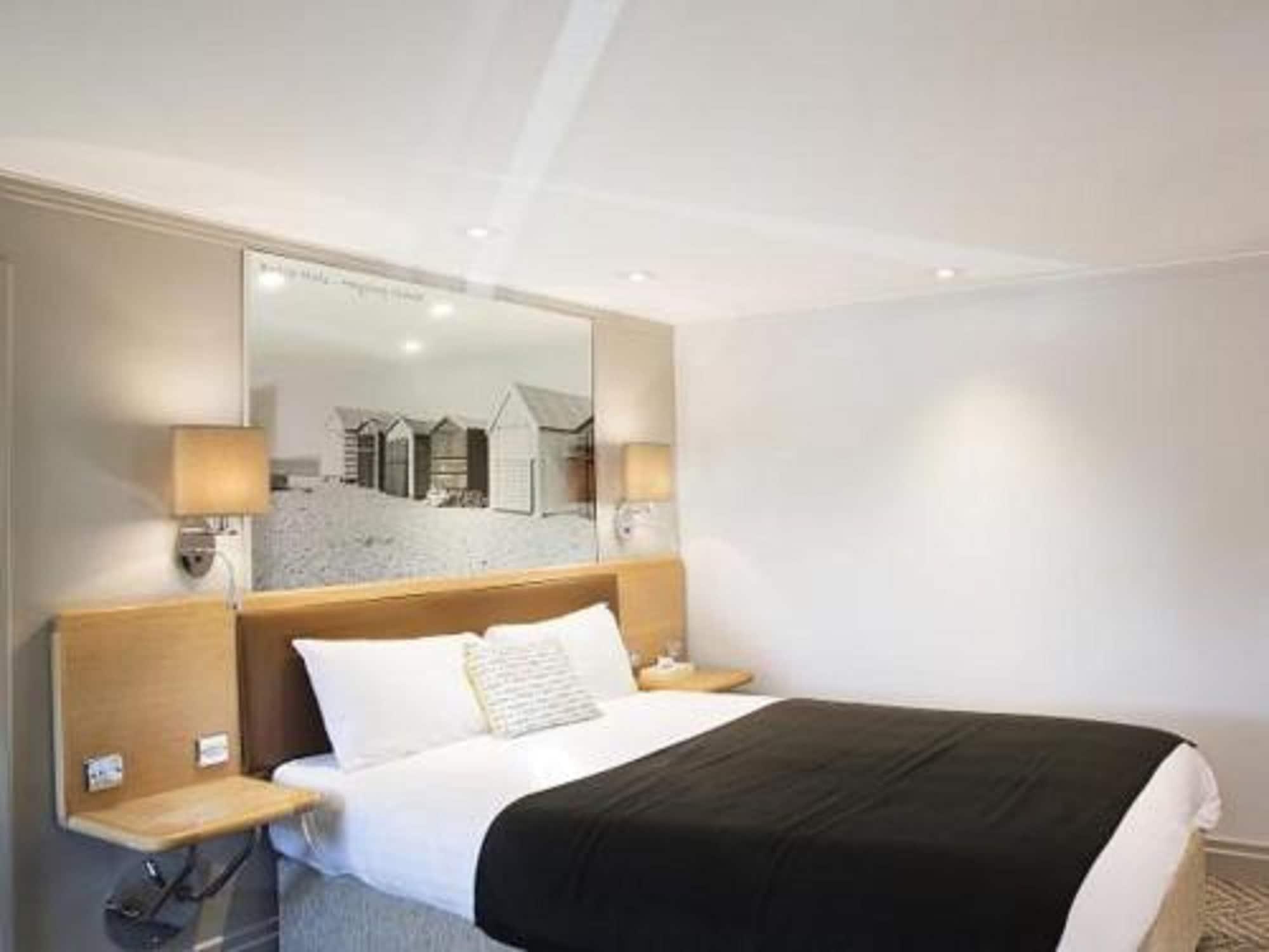 Langstone Quays Resort, Portsmouth Havant Kültér fotó