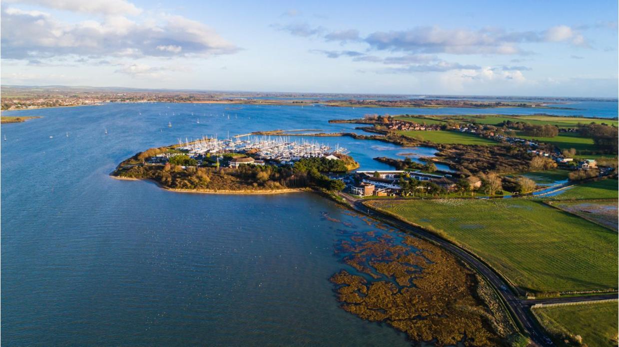 Langstone Quays Resort, Portsmouth Havant Kültér fotó